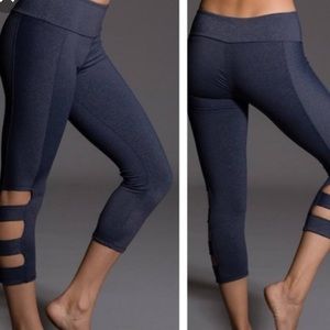 Onzie heathered blue capri legging